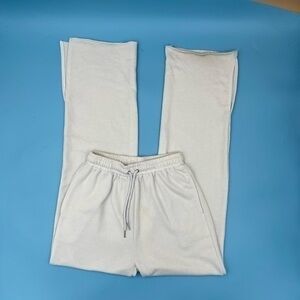 ADIKA Sweatpants